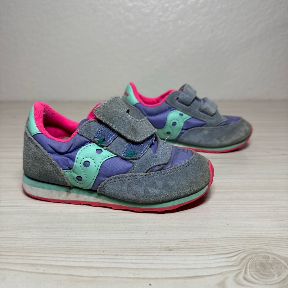Saucony pink purple teal Well Loved girls 8m , BabyJazz, Hook & Loop Sneaker